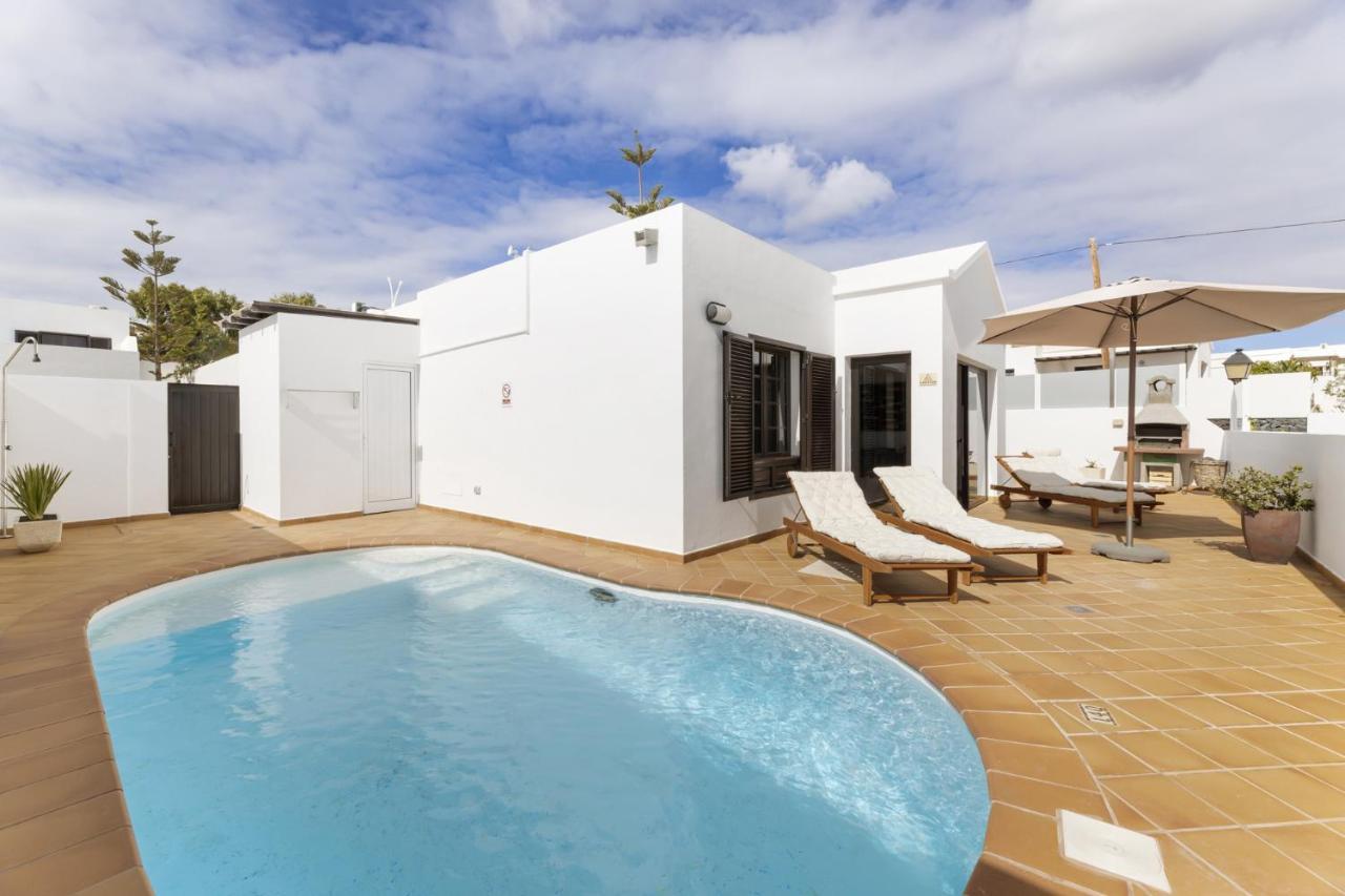 Villa 4 - Vipvipvillas Tias Luaran gambar